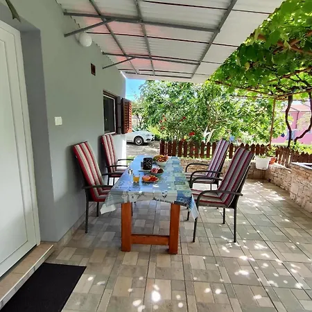Fuer 4 Personen Ca 40 Qm In Sijana, Istrien Istrische Riviera